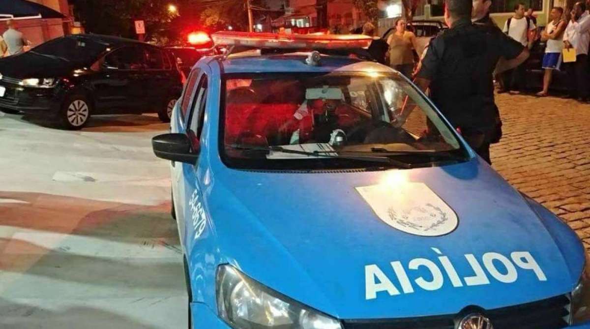 Imagens Mostram Policiais Trocando Tiros Bandidos Que Roubaram