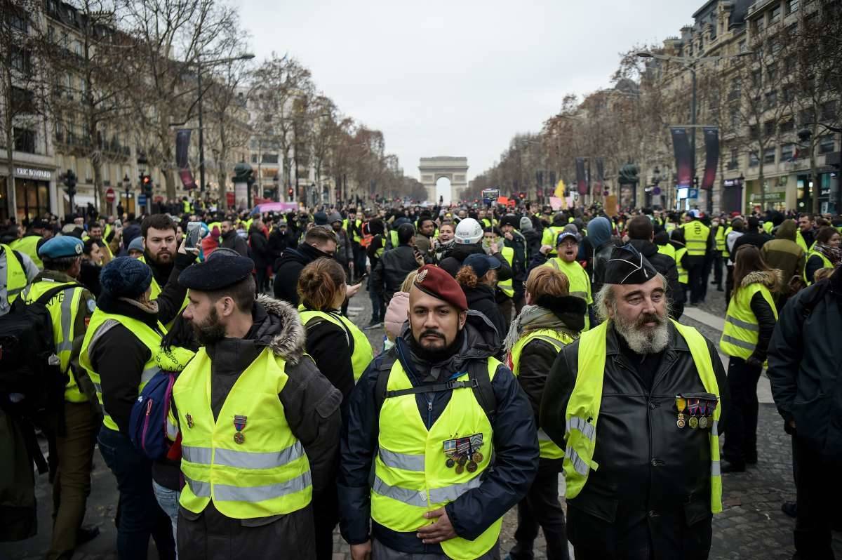 Movimento Coletes Amarelos faz 23º protesto na França Mundo e Ciência