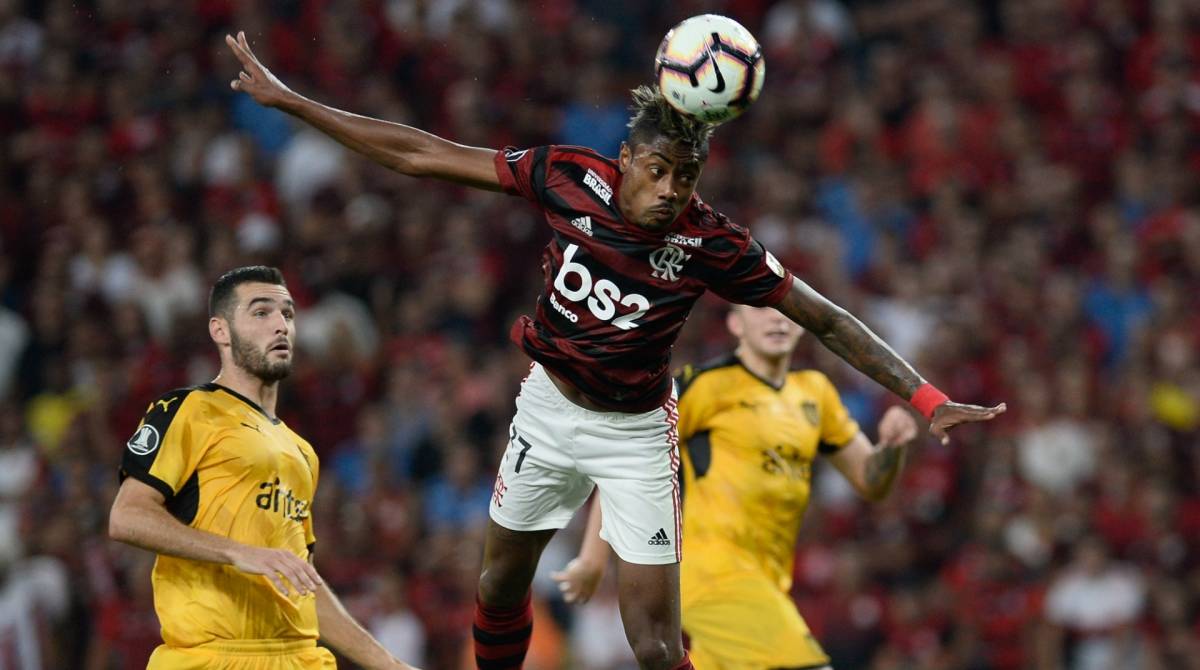 Flamengo Joga Muito Mal E Perde Para O Pe Arol No Maracan Pela