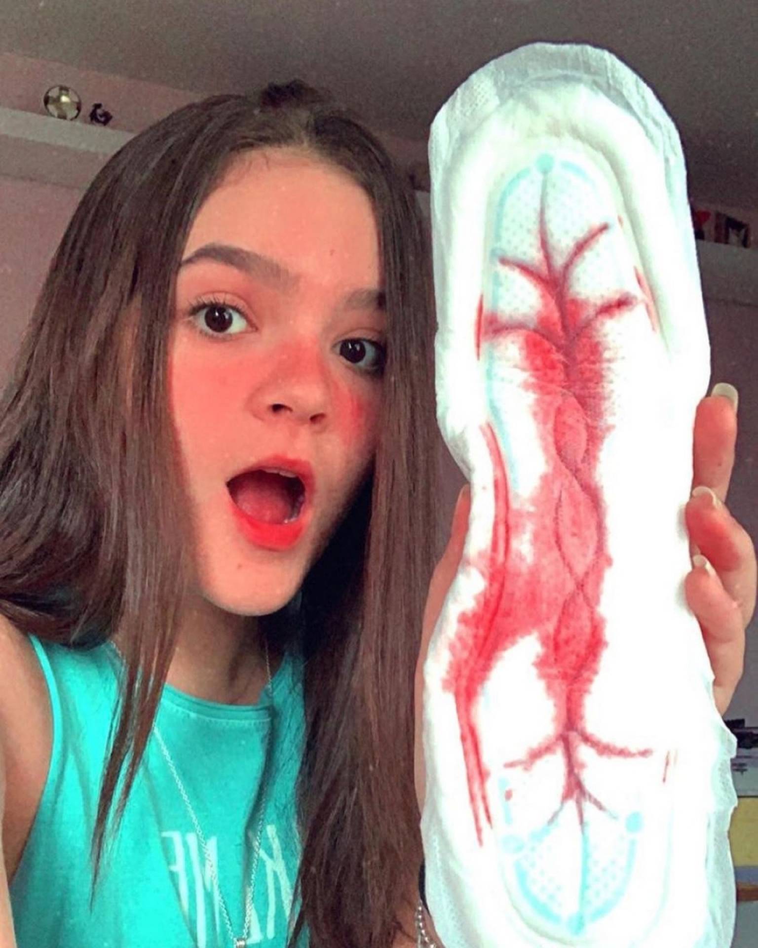 Mel Maia choca seguidores ao publicar simulação de menstruação no Instagram O Dia Fábia Oliveira