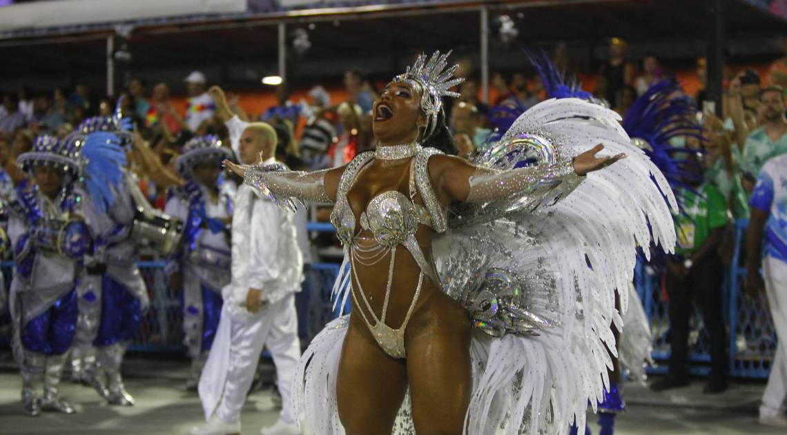 Beija Flor Fecha O Grupo Especial Destaque Para O Samba Enredo E A