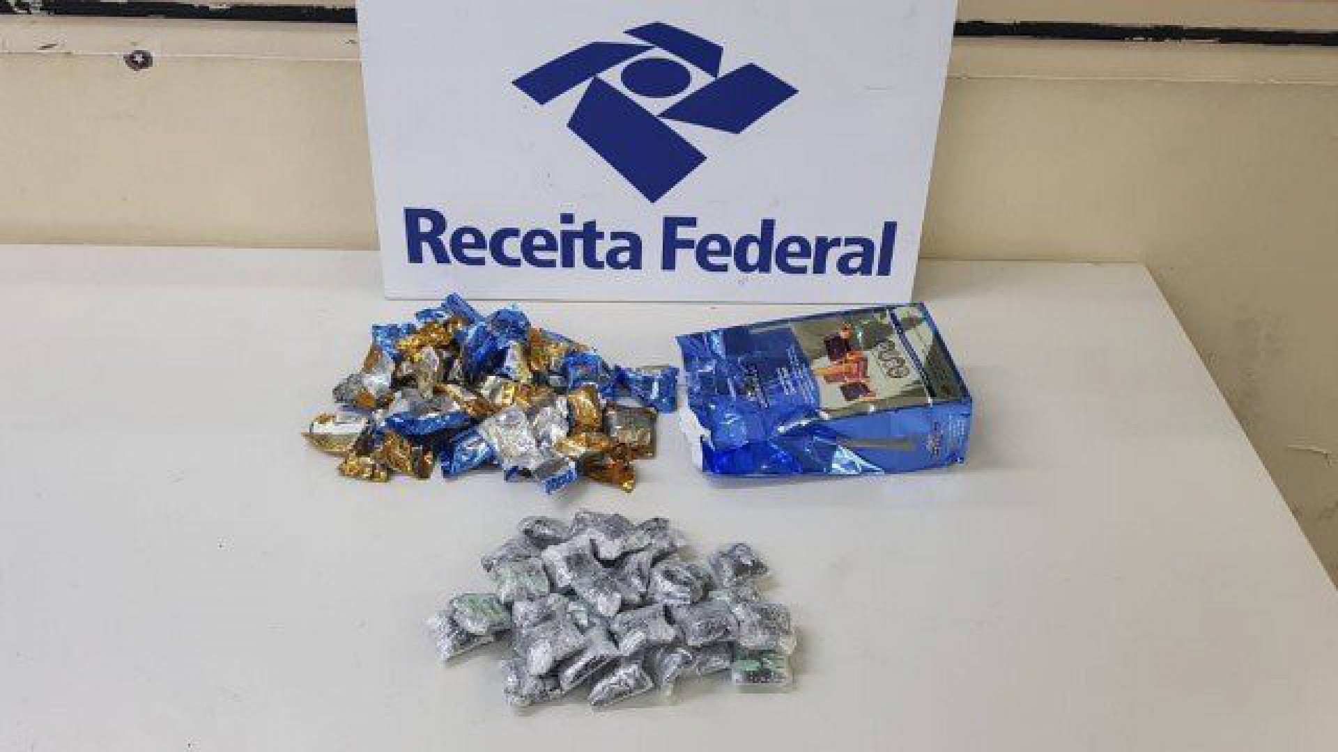 Receita Federal Apreende Drogas Em Embalagens De Chocolate E