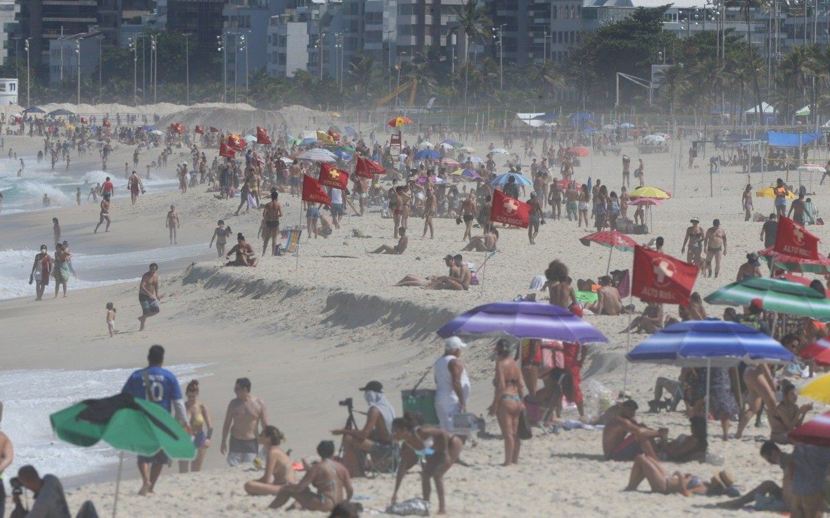 Juíza suspende decretos de medidas restritivas e libera eventos praias