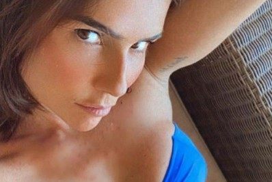 Deborah Secco Exibe Barriga Chapada Em Clique Novo Nas Redes