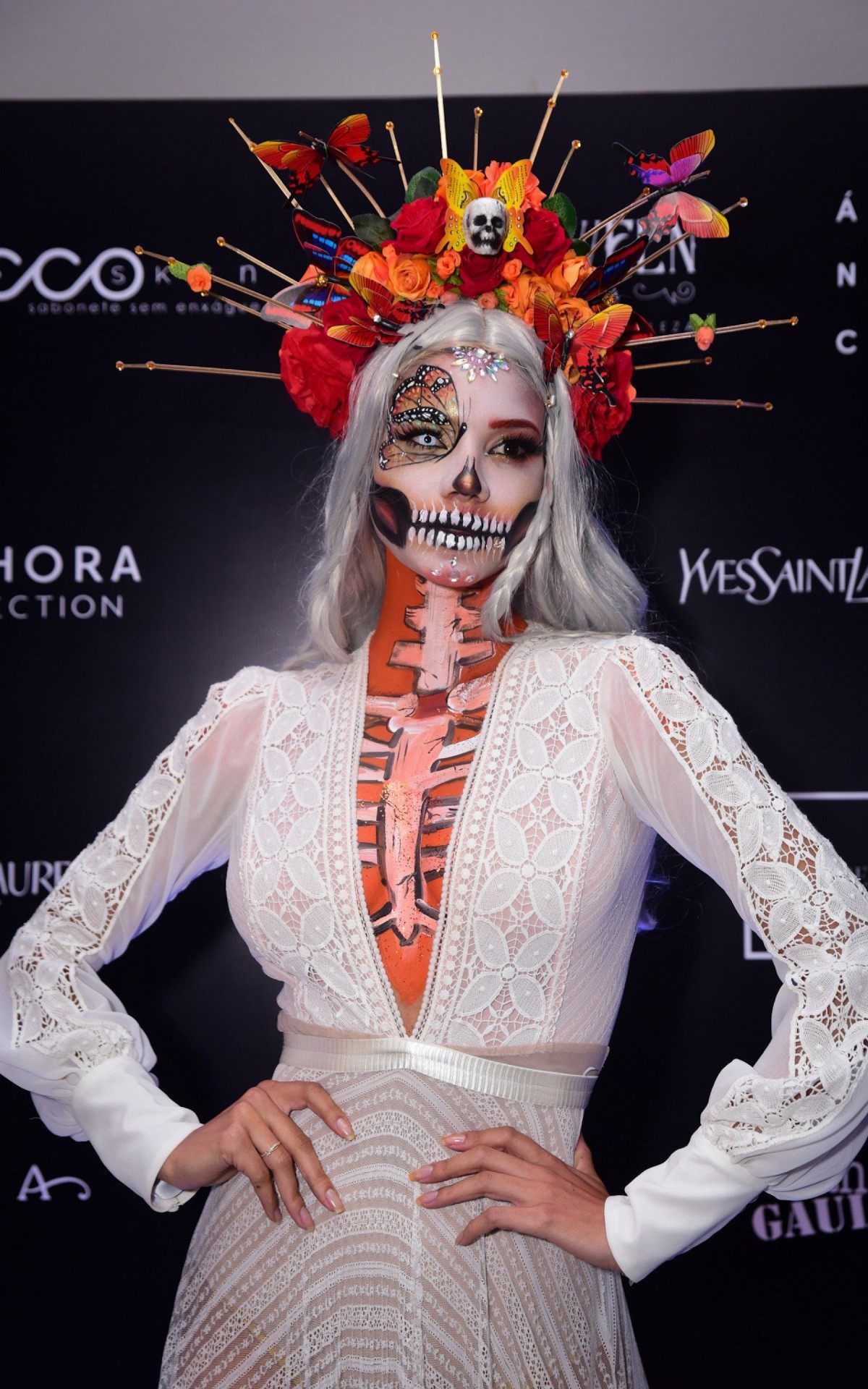 Famosos Usam Fantasias Assustadoras Em Festa De Halloween