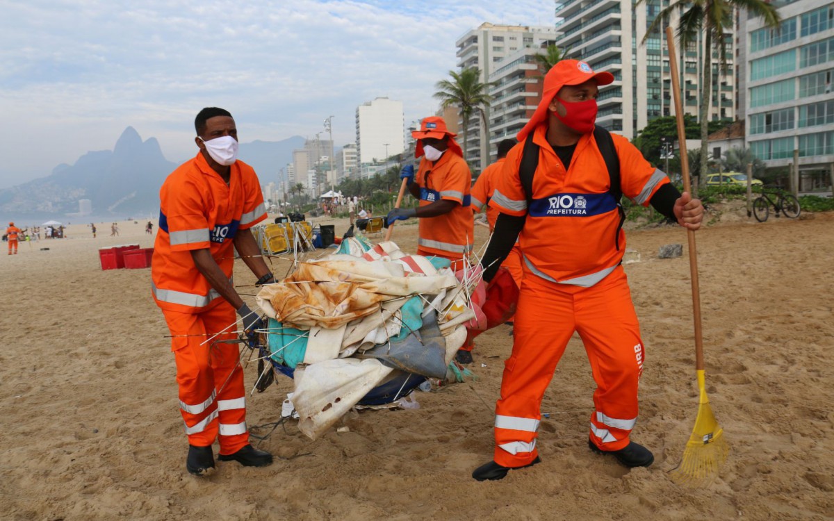 Comlurb prepara esquema especial de limpeza para o Réveillon Rio de