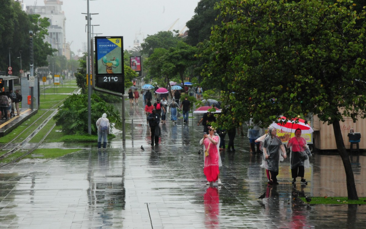 Município do Rio retorna ao estágio de normalidade após forte chuva MH