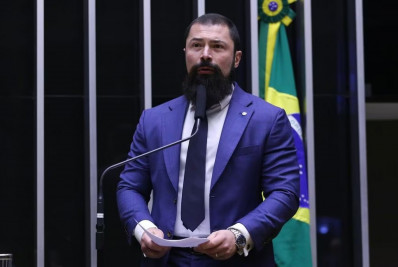 Deputados De Oposi O Apresentam Projeto Para Suspender Decreto De