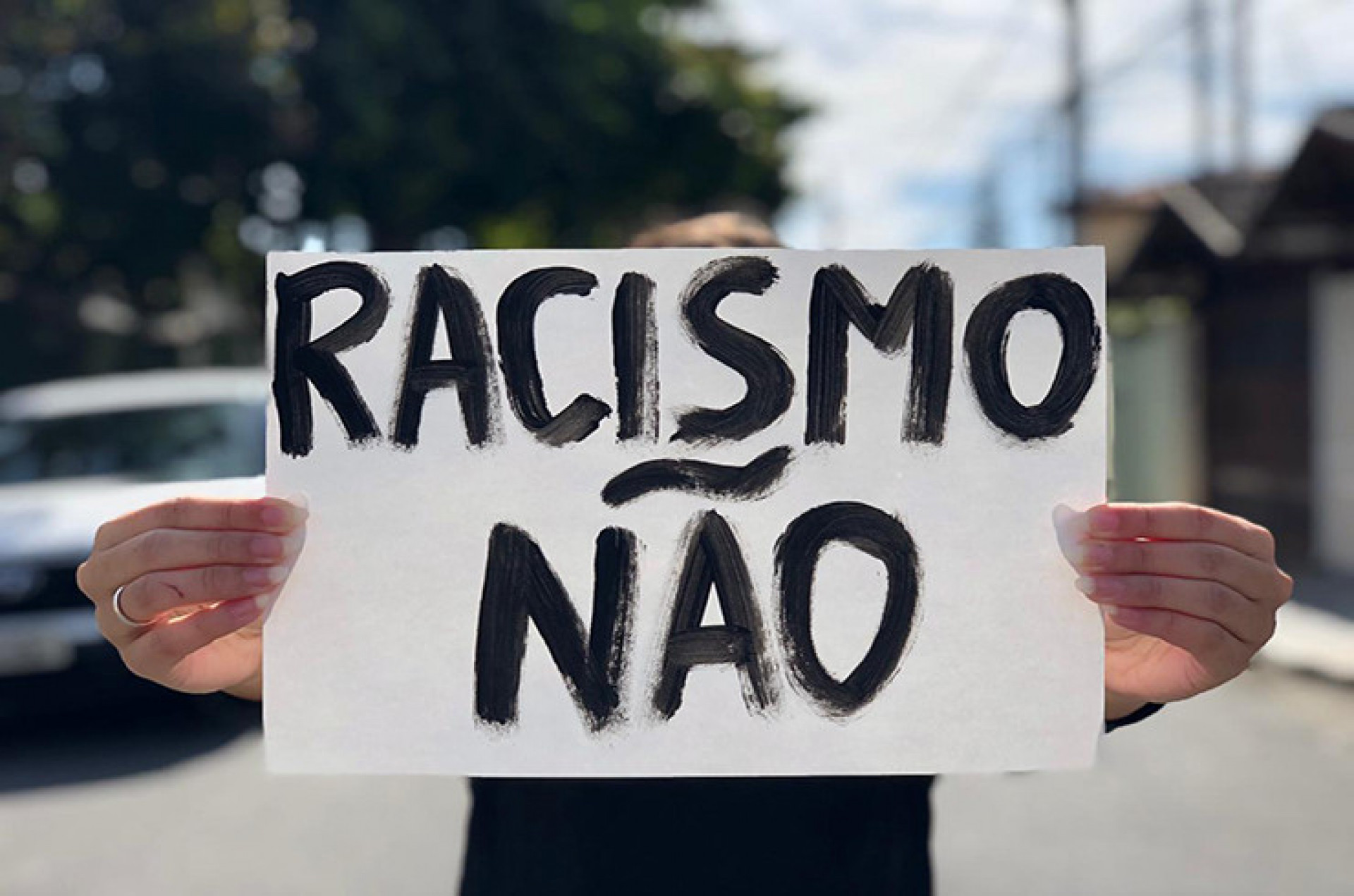 Minist Rio Repudia Atos De Racismo Envolvendo Escolas Em