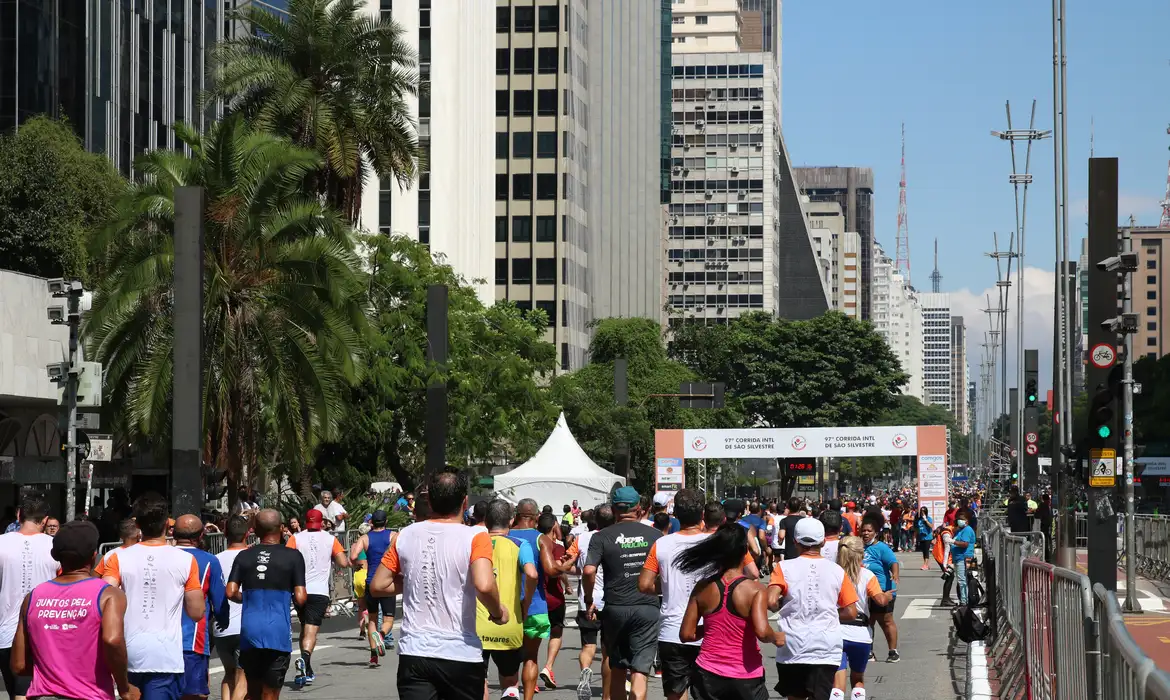 Tradicional Corrida De S O Silvestre Re Ne Mil Atletas Em Sp