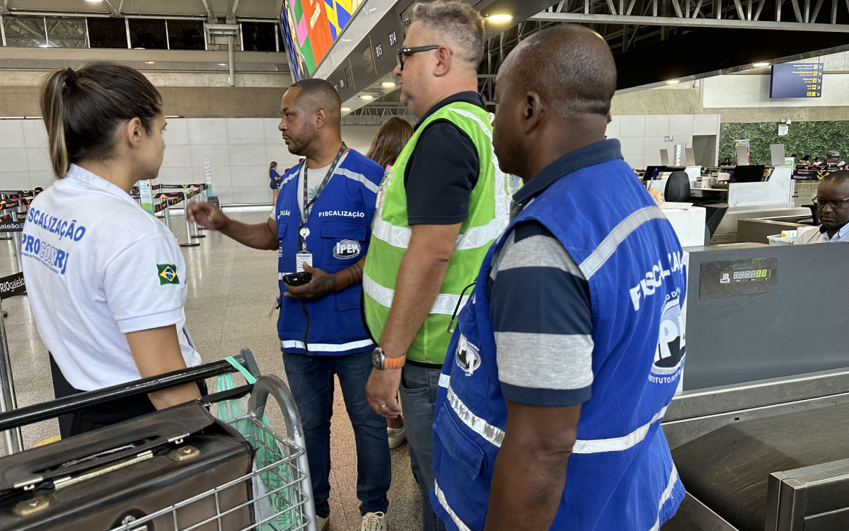 Quatro companhias aéreas são notificadas pelo Procon RJ Rio de