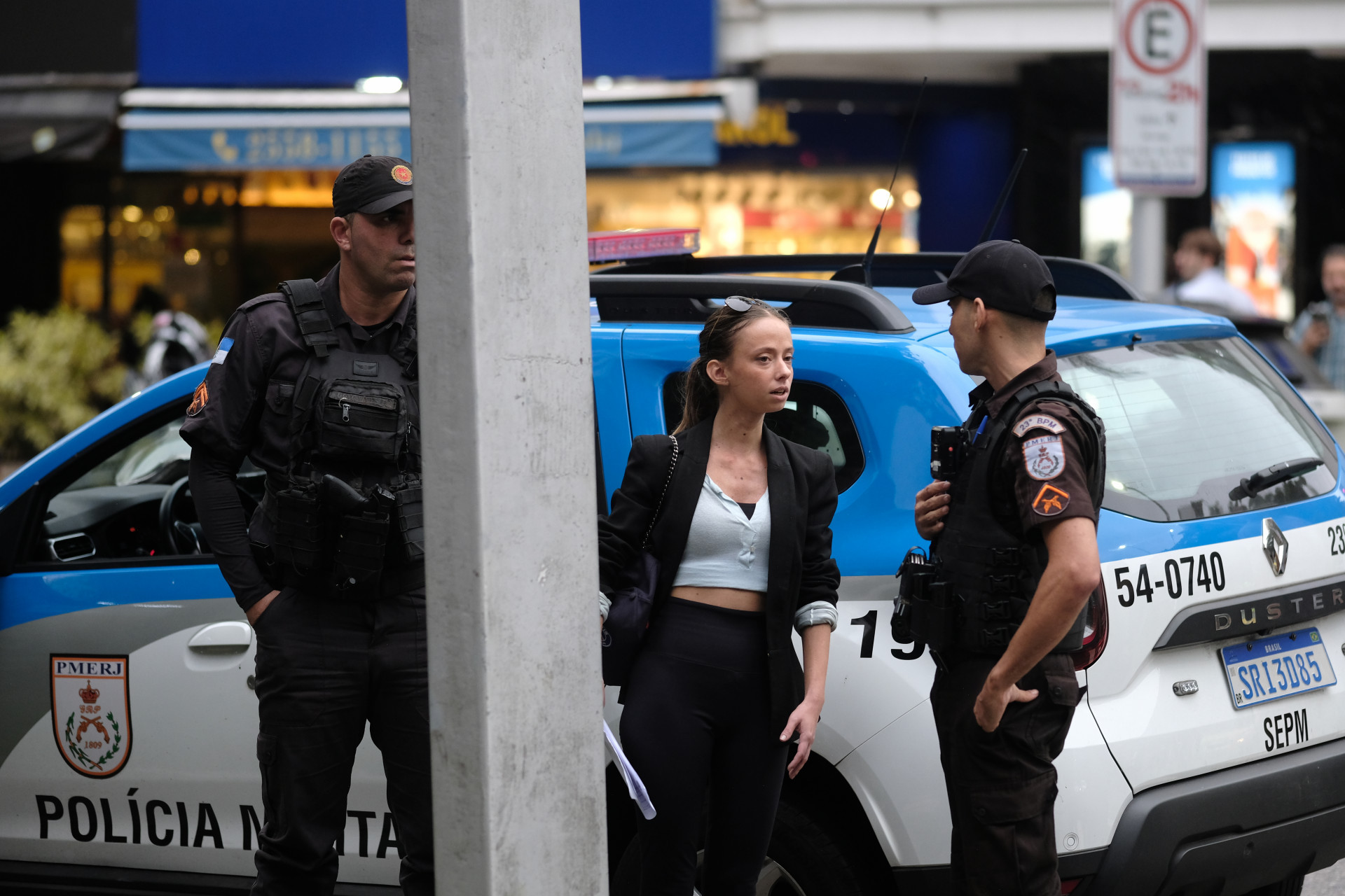 Mulher Que Mora No Mcdonald S Do Leblon Alega Ter Sido Agredida Por