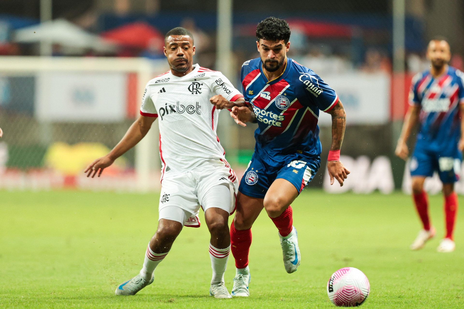 Flamengo Se Imp E E Vence O Bahia Gols De Ayrton Lucas E Alcaraz