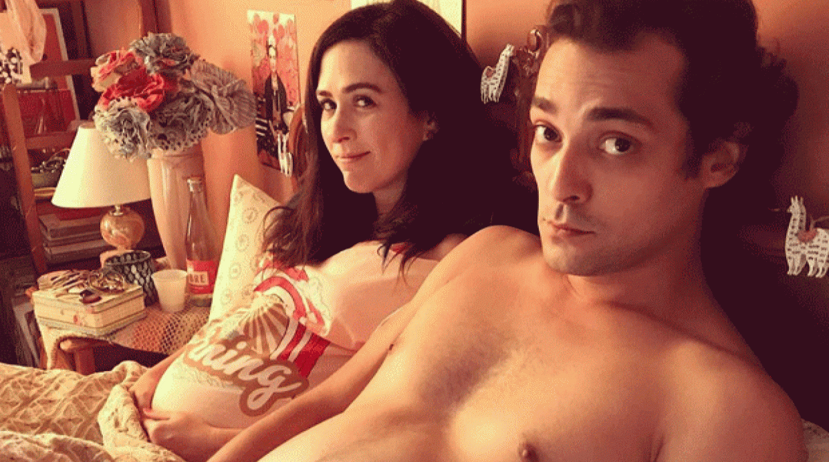 Tatá Werneck e Eduardo Sterblitch são os protagonistas da série 'Shippados' - Reprodução