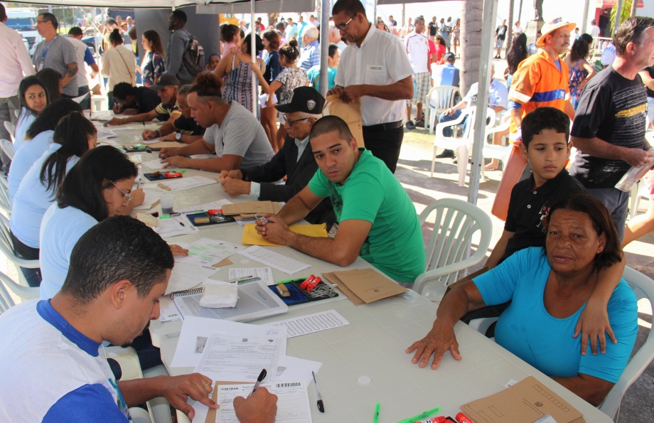 Durante o evento, de acordo com a demanda para os serviços prestados sem agendamento, poderá haver distribuição de senhas para atendimento