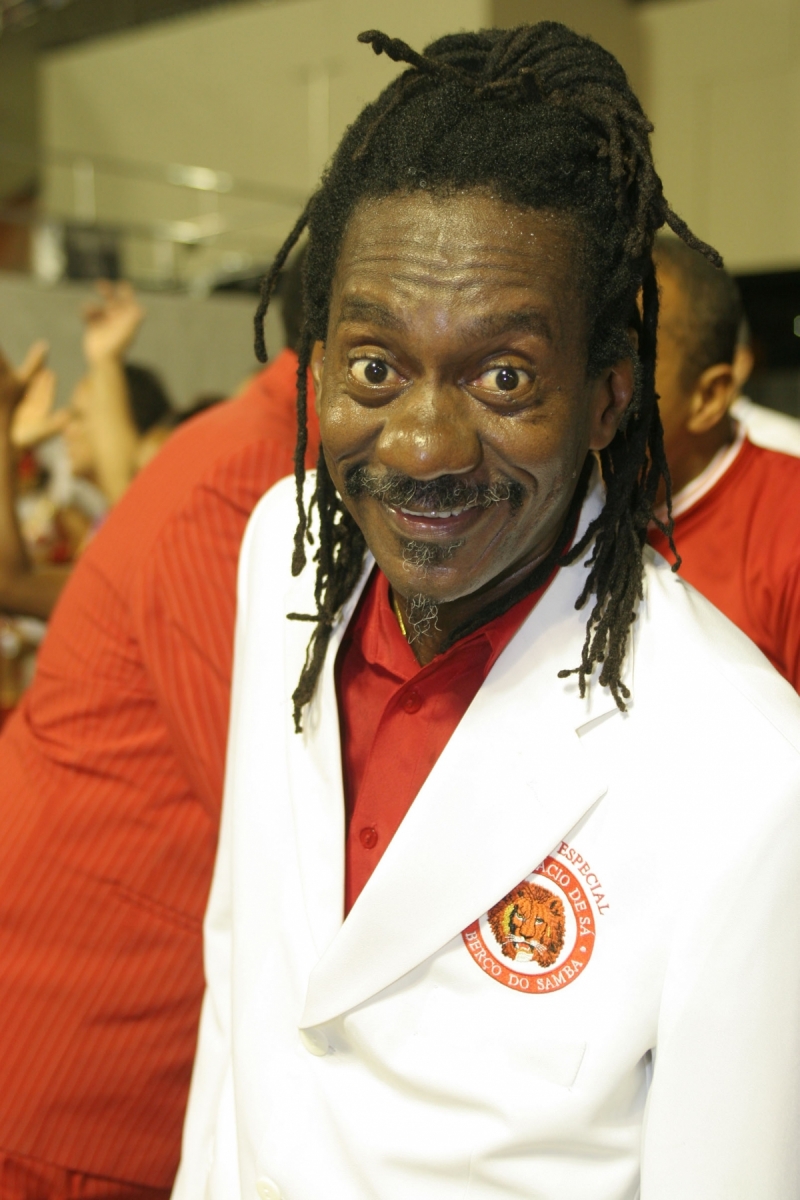 REVISTA -  Casa, Luis Melodia, e o filho Machal. Foto - Daniella Géo. Foto feita em 01/07/98. 
      Special