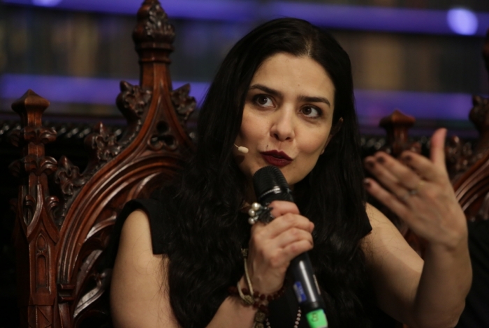 A nova novela das 6 da Globo, Tempo de Amar  foi apresentada no Real Gabinete Português de Leitura, no Centro do Rio de Janeiro, pelos atores Tony Ramos, Letícia Sabatella, Bruno Cabrerizo, Vitória Strada, o autor Alcides Nogueira e o diretor artístico Jayme Monjardim, que tem estreia prevista para setembro. No evento,  os atores declamaram poesias e apresentaram a história do folhetim, que fala das relações humanas. A atriz Letícia Sabatella. - Daniel Castelo Branco / Agência O Dia