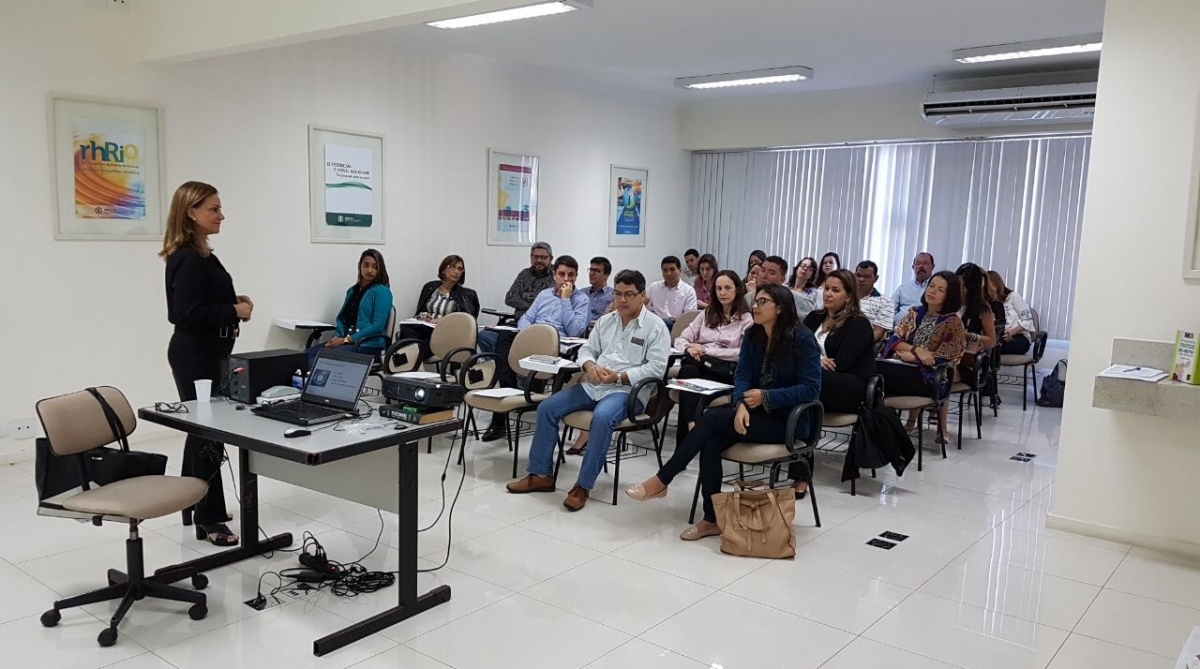 Cerca de 50 profissionais demitidos em cortes de gastos foram indicados para participar do projeto