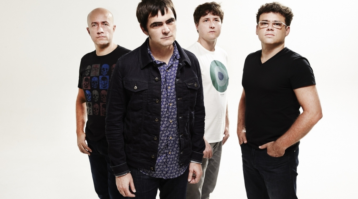 Samuel Rosa e a banda Skank