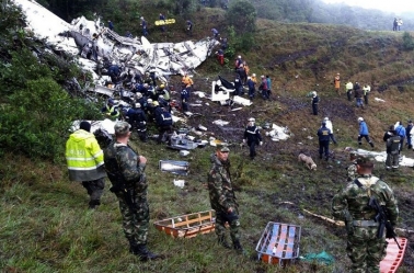 Seguradora não vai cobrir avião da Chape por falta de aviso de ida à Colômbia