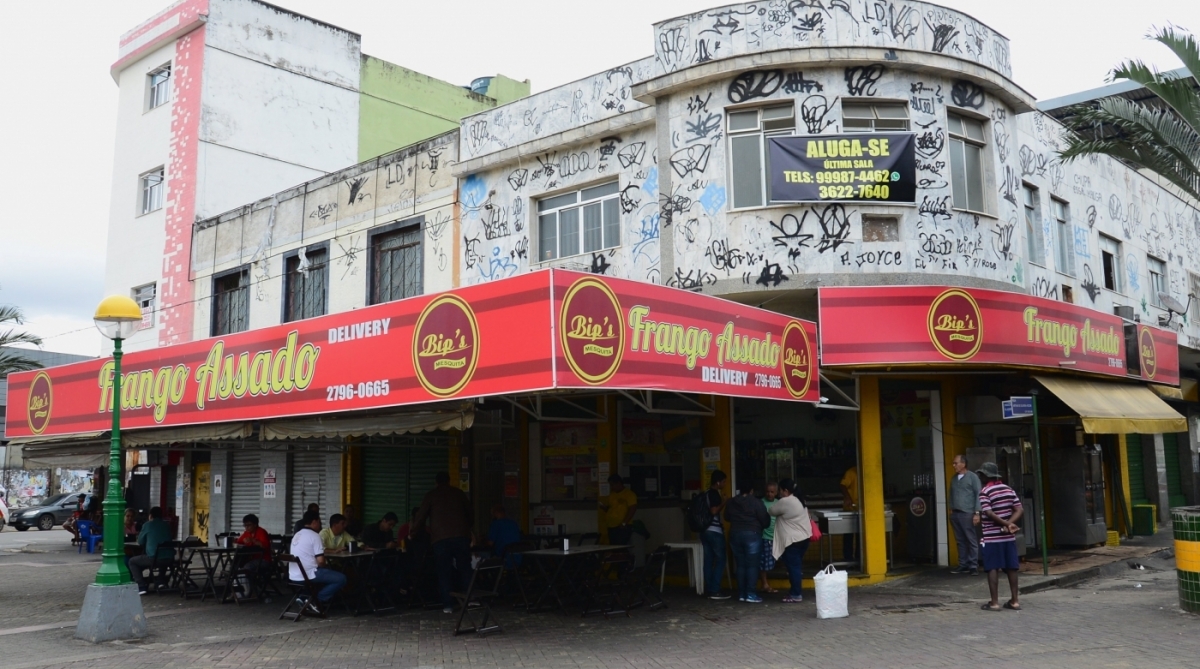  Unidade do Bip's Bar fica na Praça Elizabeth Paixão 97, no Centro - Sandro Vox / Agência O Dia 