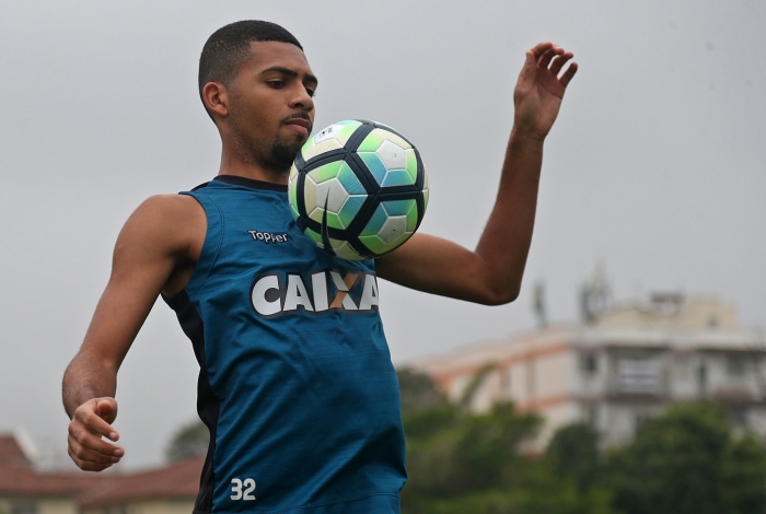 Matheus Fernandes vai pode encarar o Sport