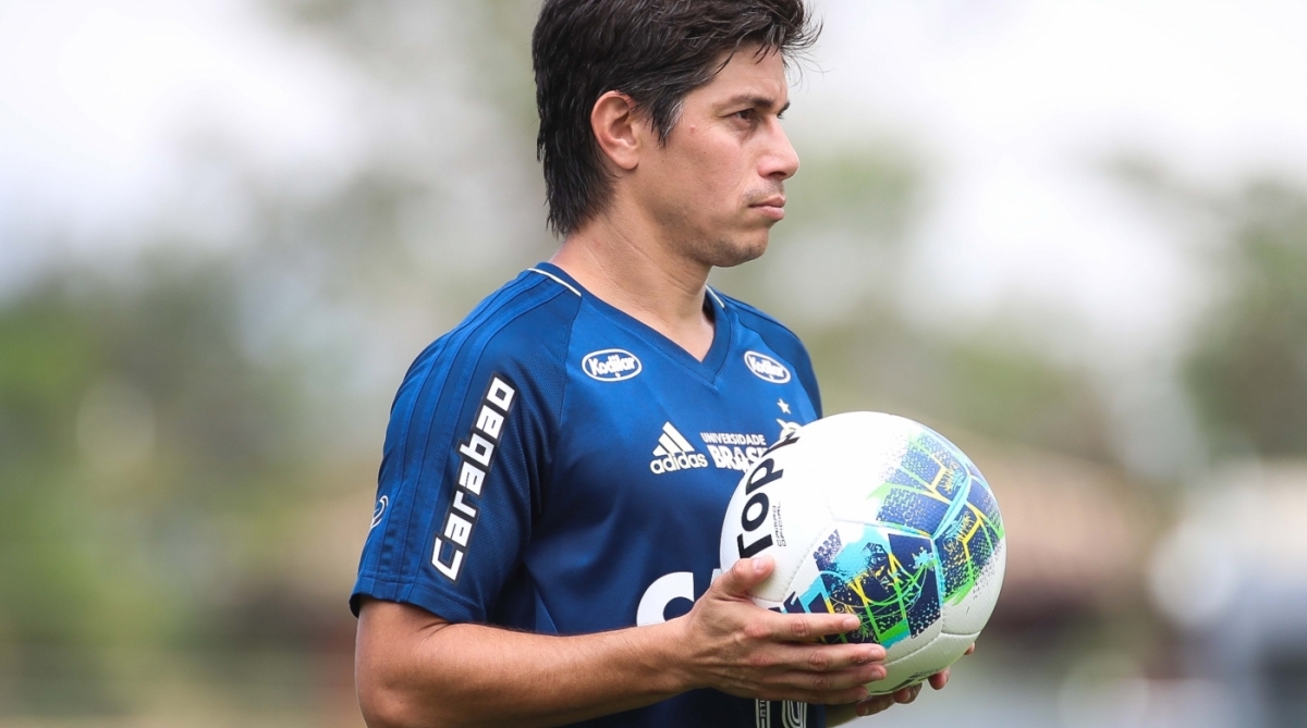 &Iacute;dolo do Fluminense, Conca chegou ao Flamengo como refor&ccedil;o de peso para 2018. No entanto, os problemas f&iacute;sicos fizeram o jogador atuar bem pouco. A contrata&ccedil;&atilde;o do argentino j&aacute; foi considerada por dirigentes rubro-negros como a pior dos &uacute;ltimos anos.
