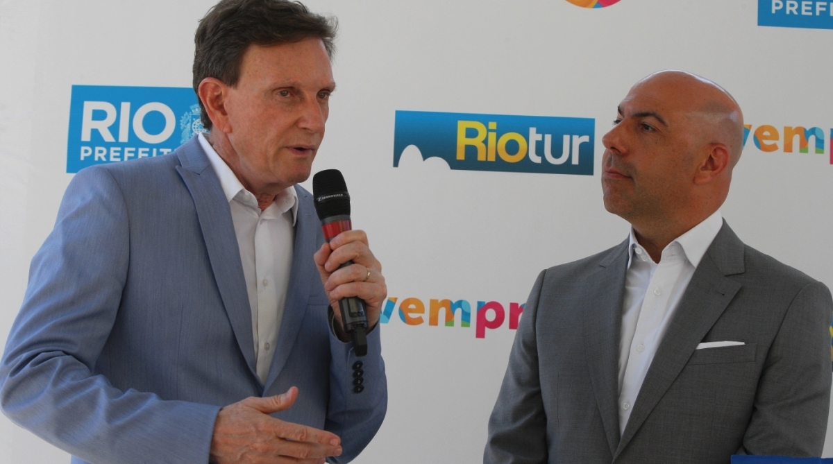 Prefeitura inaugura postos de informa&ccedil;&otilde;es tur&iacute;sticas na Urca. Marcelo Alves Presidente da Riotur e o Prefeito Marcelo Crivela, inauguraram juntos o posto na base da subida dos bondinhos na Urca.