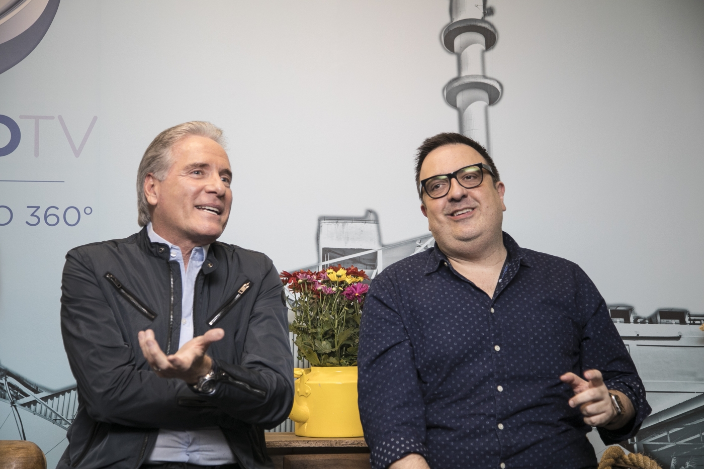 O apresentador Roberto Justus e o diretor Rodrigo Carelli de 'A Fazenda' - Edu Moraes/Record