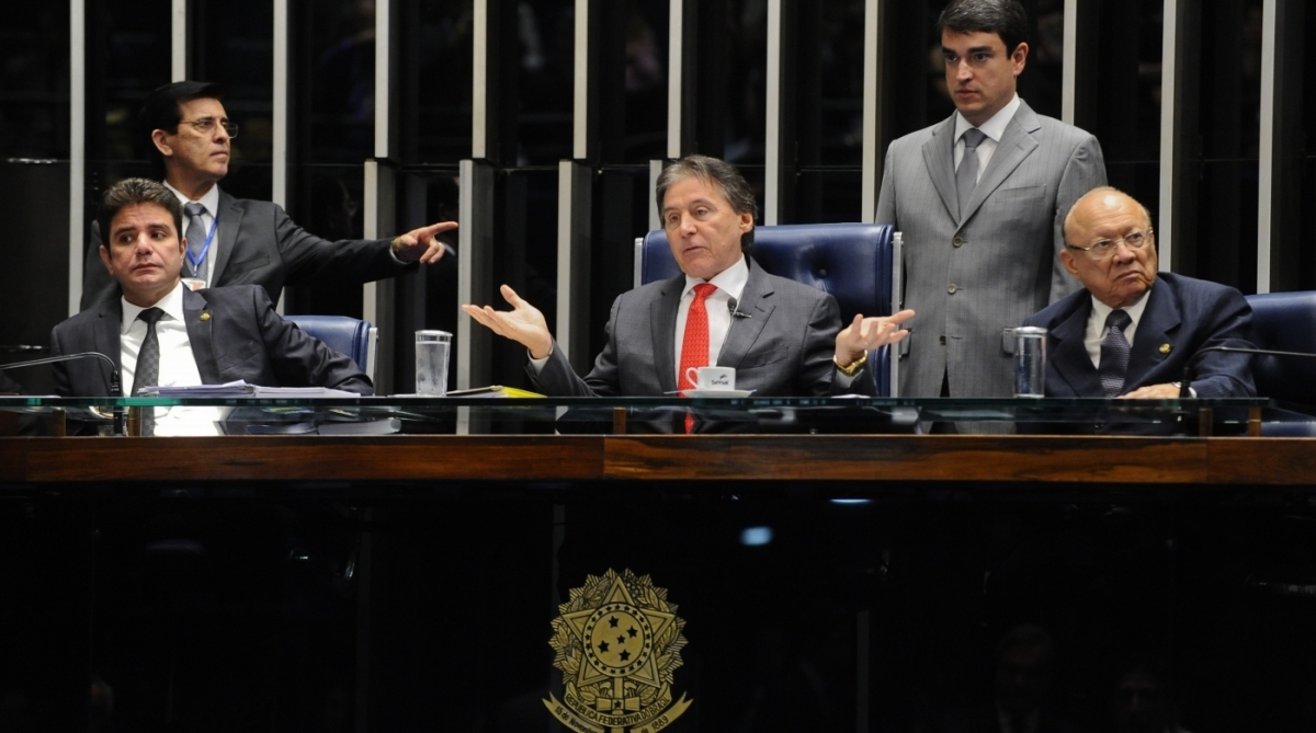 Alvos de Operação Tira-Teima, da PF, são pessoas supostamente ligadas ao senador Eunício Oliveira (MDB), presidente do Senado.
 - Jonas Pereira/Agência Senado