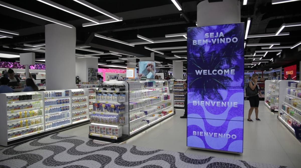 Nova Loja da Drogaria Ven&acirc;ncio em Copacabana