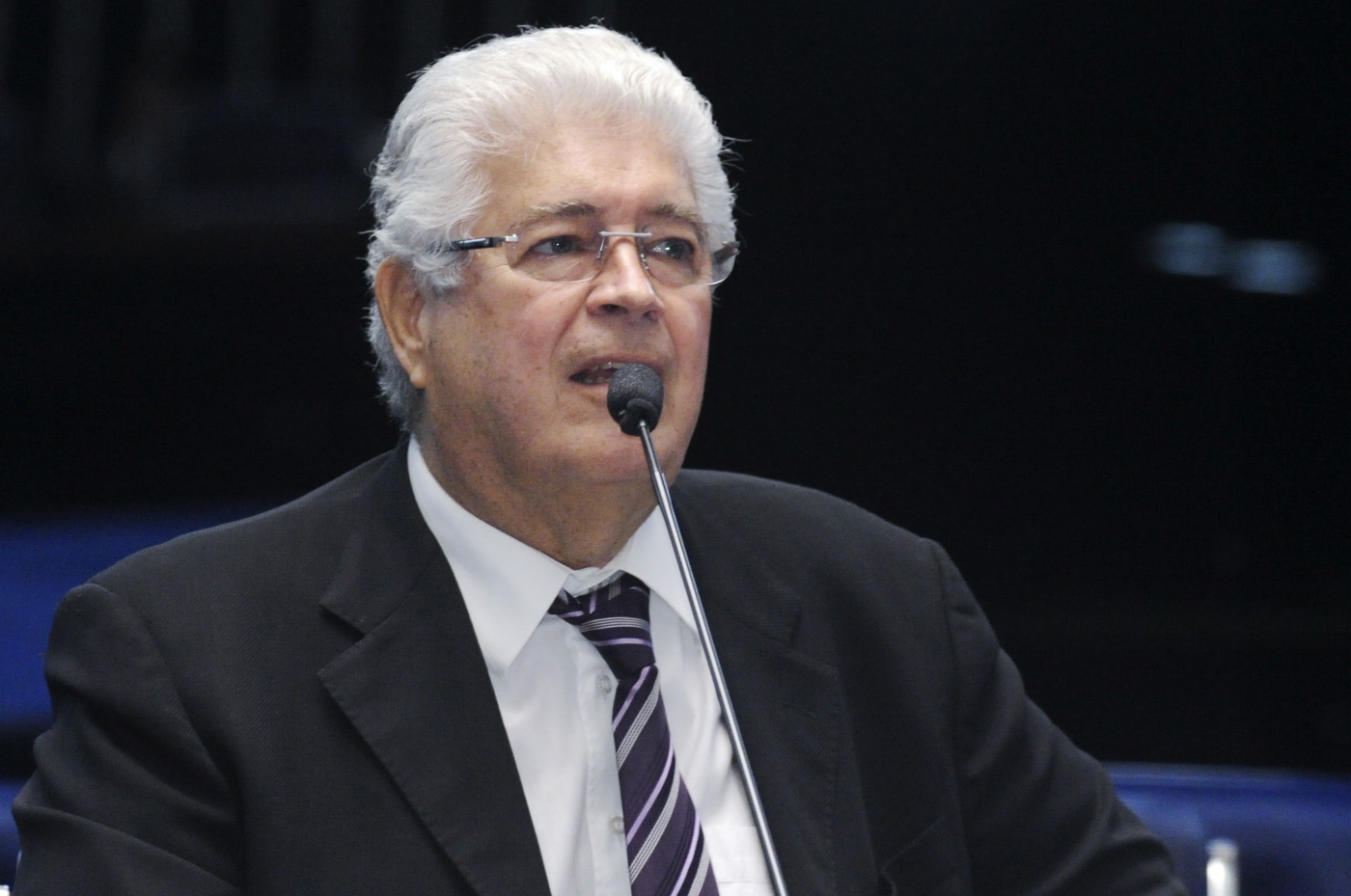 Para&iacute;so sem controle