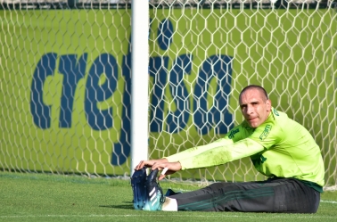 Após desistir de Ricardo Gomes, Vasco negocia com ex-goleiro para o cargo de coordenador