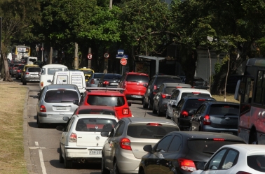 Pandemia faz cair participação de centros urbanos na economia do país