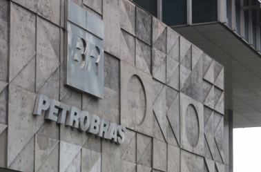 Petrobras fecha contrato para nova unidade de tratamento de diesel na Replan