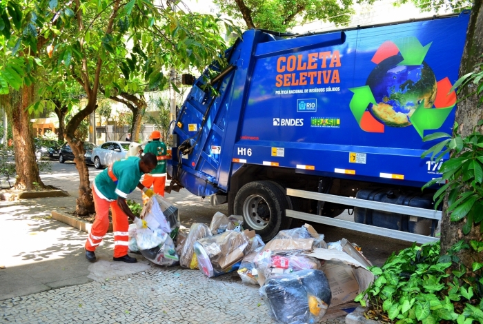 A Coleta Seletiva da Comlurb j atende 113 bairros cariocas