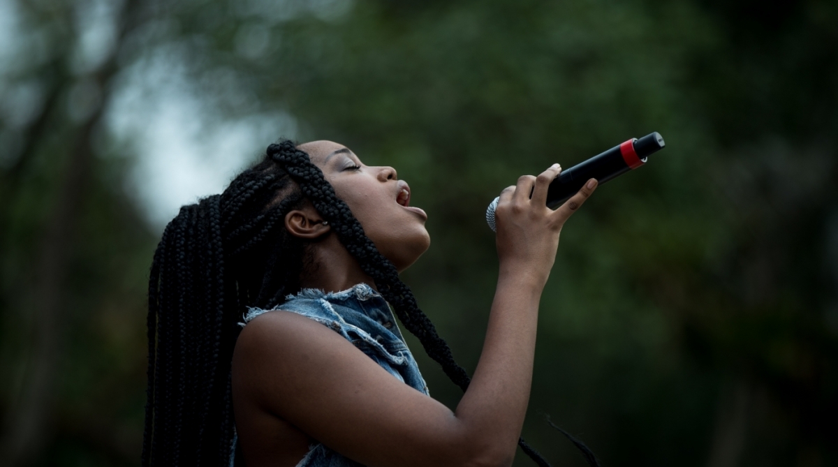 Iza em show no Mimo Festival, em Paraty