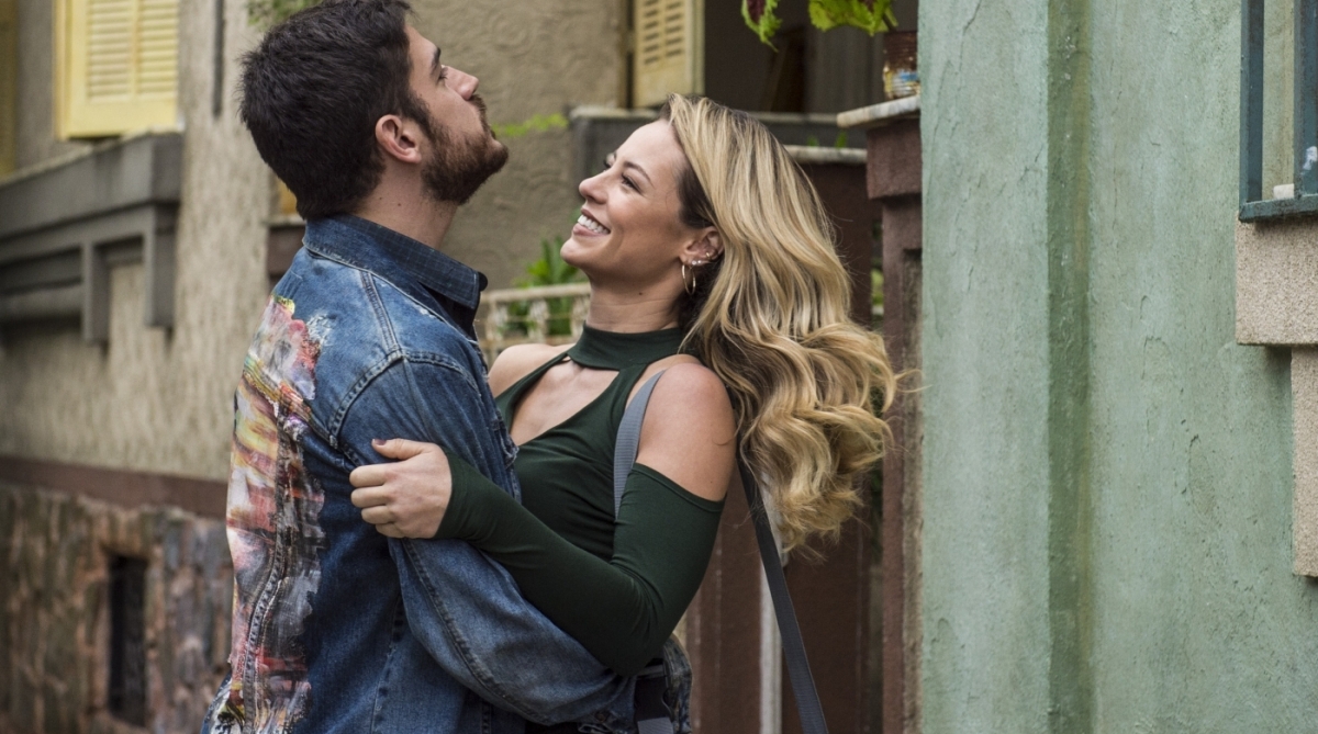Zeca (Marco Pigossi) e Jeiza (Paolla Oliveira) de 'A Força do Querer'