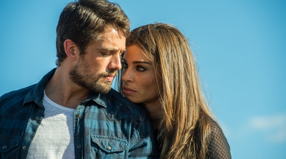 Gael (Sergio Guize), Livia (Grazi Massafera) e Sophia (Marieta Severo) de 'O Outro Lado do Paraíso'