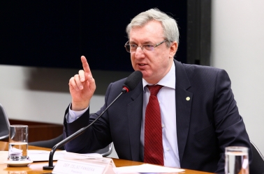 Presidente da Finep diz que Mover é passo fundamental na neodindustrialização do Brasil 