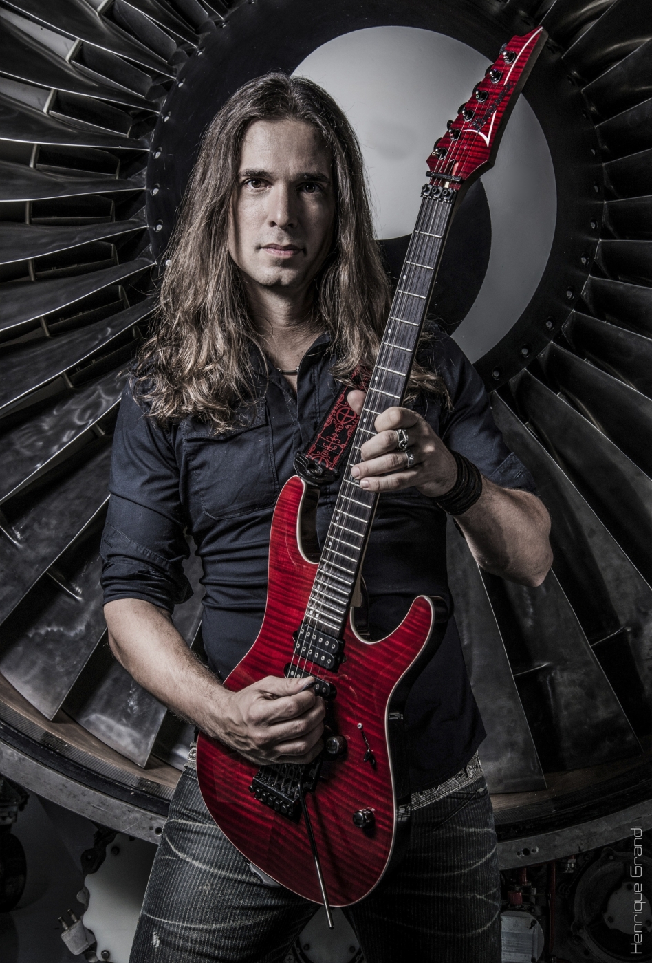 Kiko Loureiro, guitarrista do Megadeth - Divulgação/Henrique Grandi