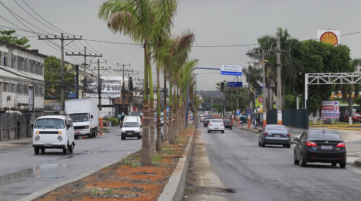 Na entrada da cidade, não há mais o pórtico, que foi demolido em julho e está sem previsão de construção - Maíra Coelho / Agência O Dia