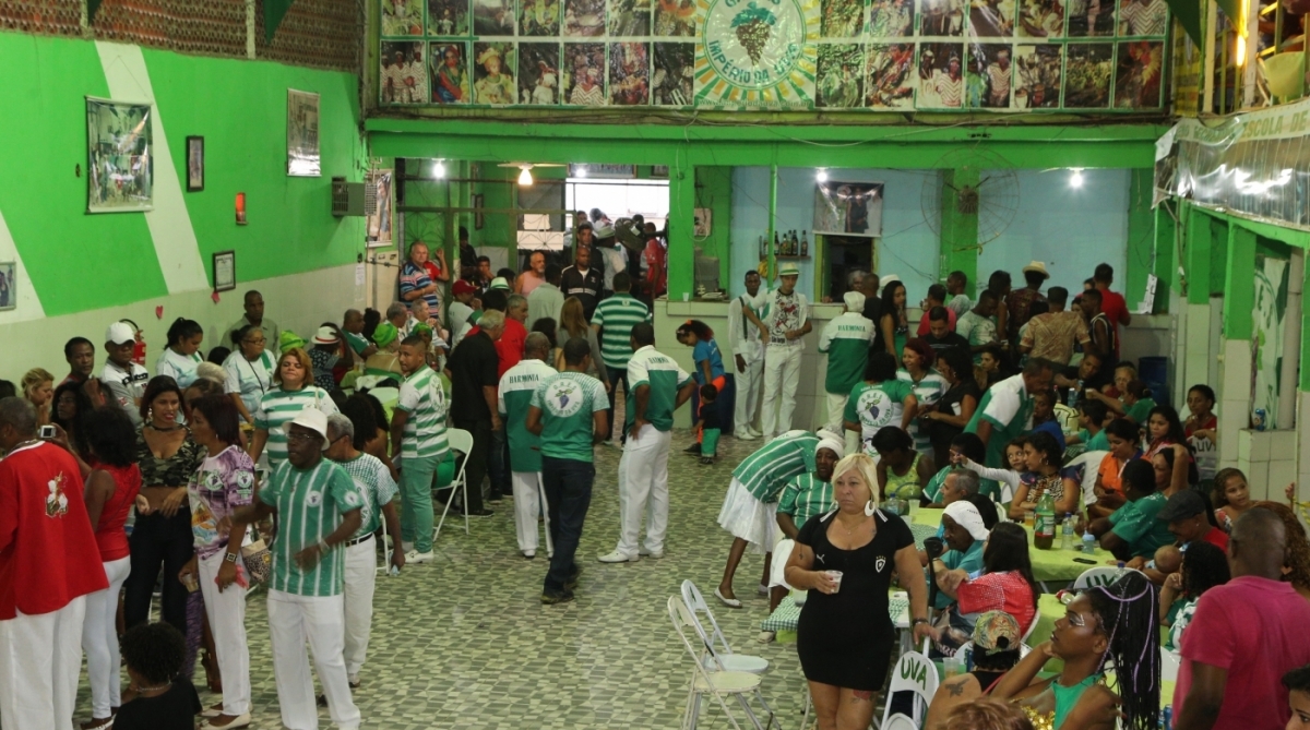 Escola de samba Império da Uva vai homenagear o município no Carnaval de 2018. Escolha de samba acontece hoje no Queimados FC