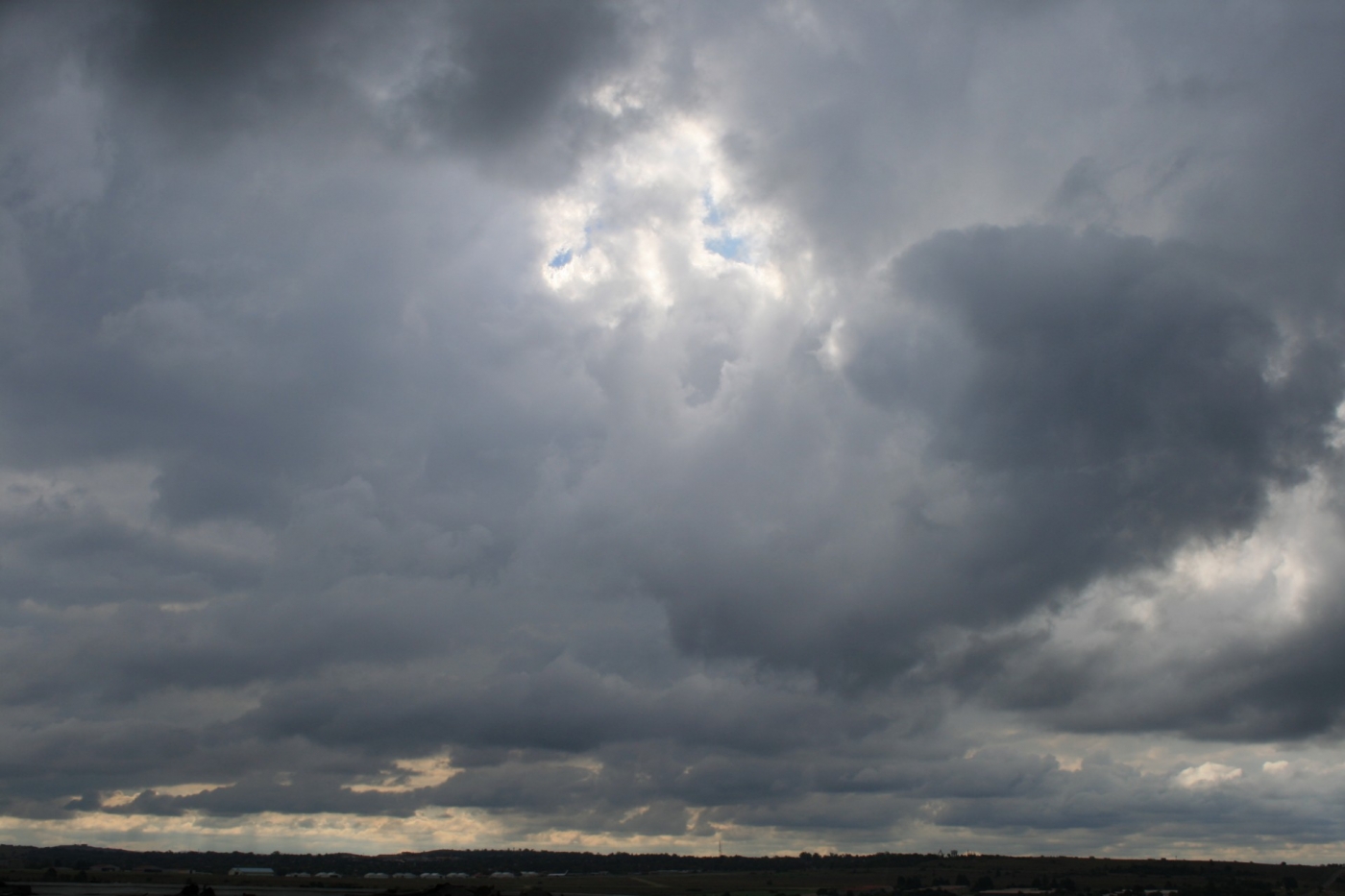 Previs&atilde;o de chuva durante a tarde e &agrave; noite em Meriti nesta semana