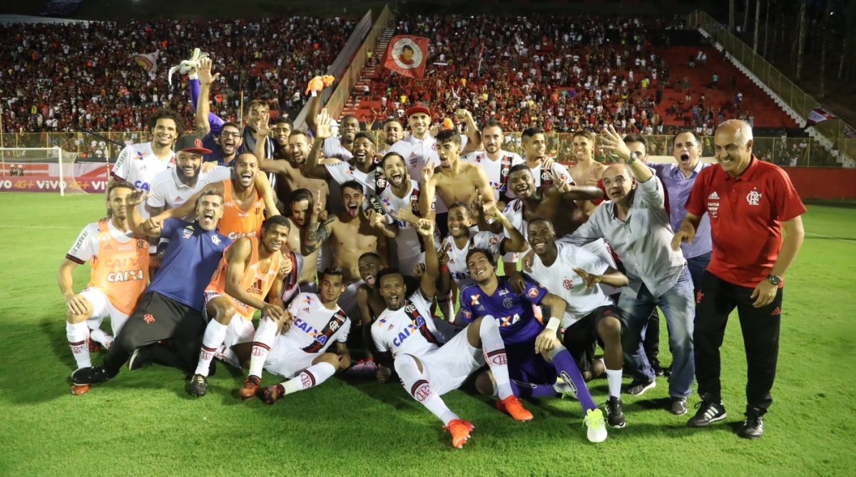 03/12/2017. Partida entre Vitória (BA) x Flamengo, no Estadio Barradão, válida pela 38ª Rodada do Campeonato Brasileiro. Foto - Gilvan de Souza / Flamengo