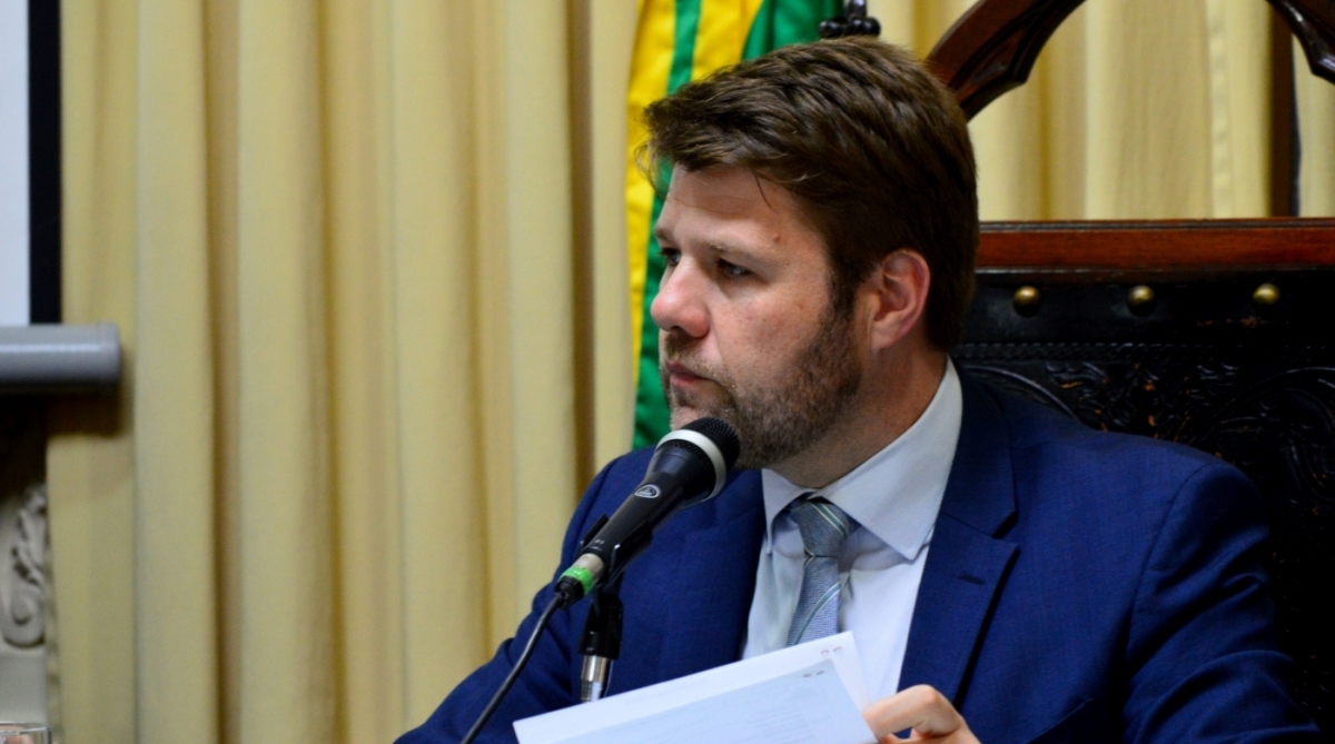 AGÊNCIA DE NOTÍCIAS - PARCEIRO - Comissão de orçamento e finanças, fiscalização financeira e controle, presidida pelo Deputado Gustavo Tutuca, na Alerj, Assembleia Legislativa do Rio de Janeiro, nesta terça-feira (05). Foto: Paulo Carneiro/Parceiro/Agência O Dia