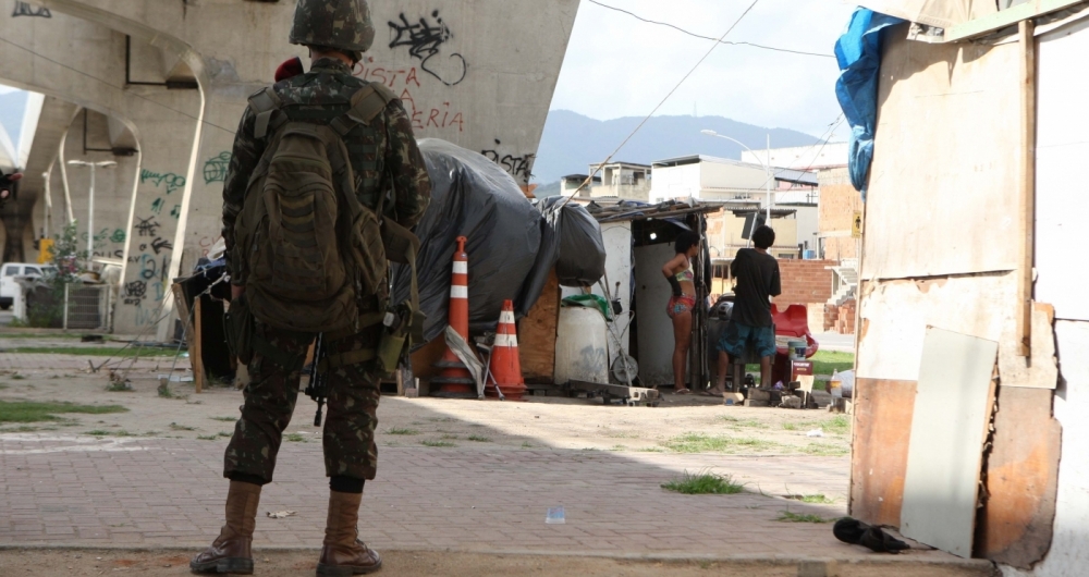 Fiocruz deverá desenvolver pesquisas e um monitoramento das comunidades mais próximas, Manguinhos e Maré, sobre impactos da intervenção federal na saúde dos moradores