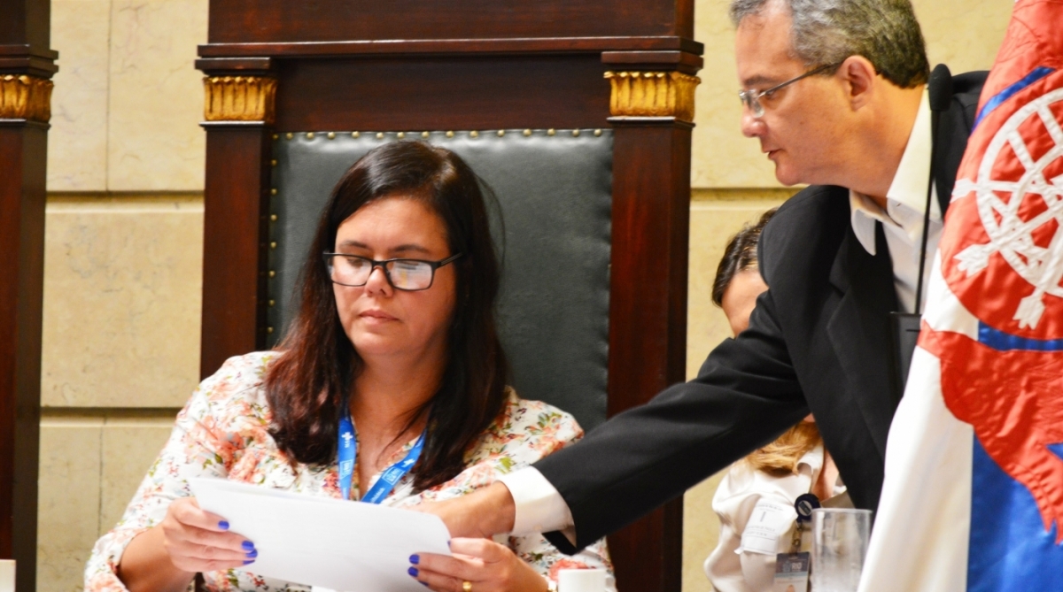 2017-12-14 - AGÊNCIA DE NOTîCIA - PARCEIRO - Câmara Municipal do Rio realiza audiência pública, presidida pela vereadora Rosa Fernandes, de prestação de contas da Secretária Municipal de Saúde