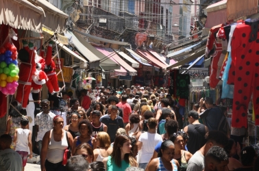 Dia dos Pais: pesquisa mostra que 68% dos brasileiros pretendem comprar presentes