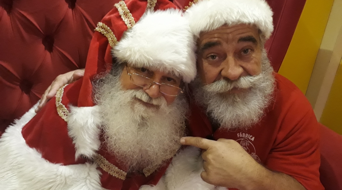Perfil do "Papai Noel oficial" do Brasil, Limachem Cherem, criador da Escola de Papais No&eacute;is do Brasil.